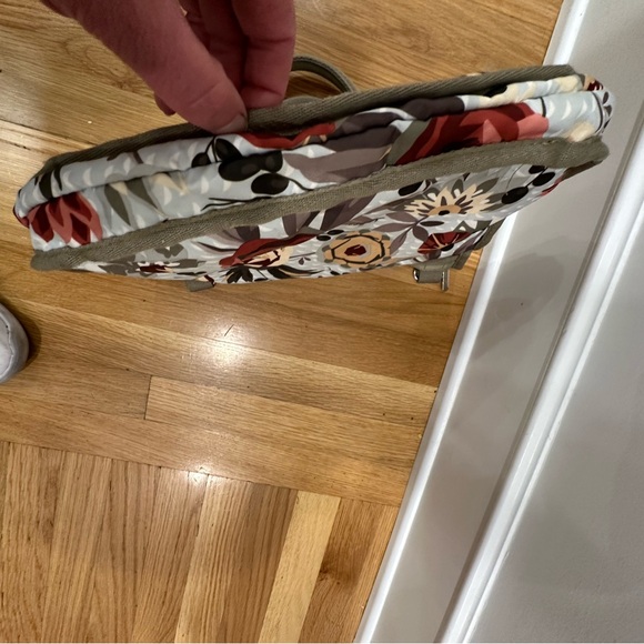 Le Sport Sac Floral Tote Bag - Picture 8 of 9